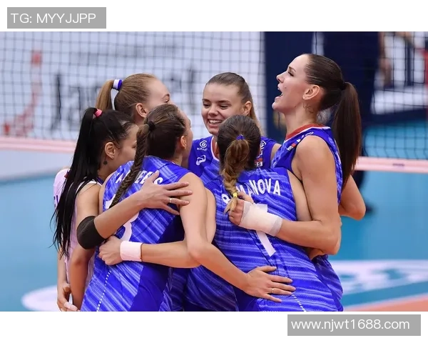 波兰女排与俄罗斯女排激战正酣谁能在国际赛场上笑到最后